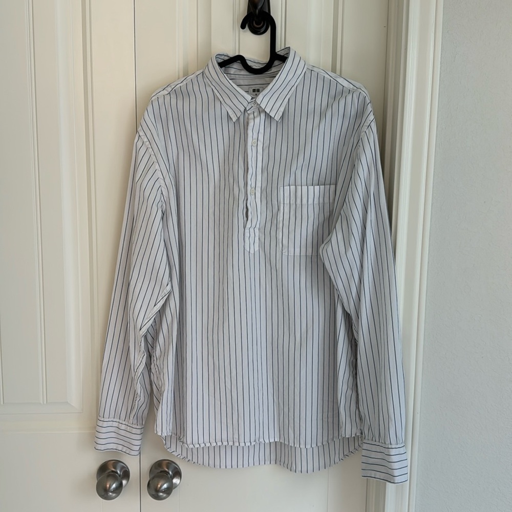 Uniqlo Striped Half Button Down Shirt Size M